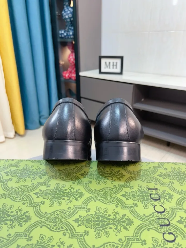 Men's shoes 💰500🌹🌹Niuli [GUCCI Gucci] A new style of formal men's leather shoes is coming~ The original quality upper is made of patent leather imported from Italy, the leather is soft and delicate, comfortable and soft first-layer cowhide lining, rubber wear-resistant outsole, the shoe shape is dignified and domineering, and the luxury charm cannot be concealed! The natural and free nouveau riche leads the trend. Code number: 38-44